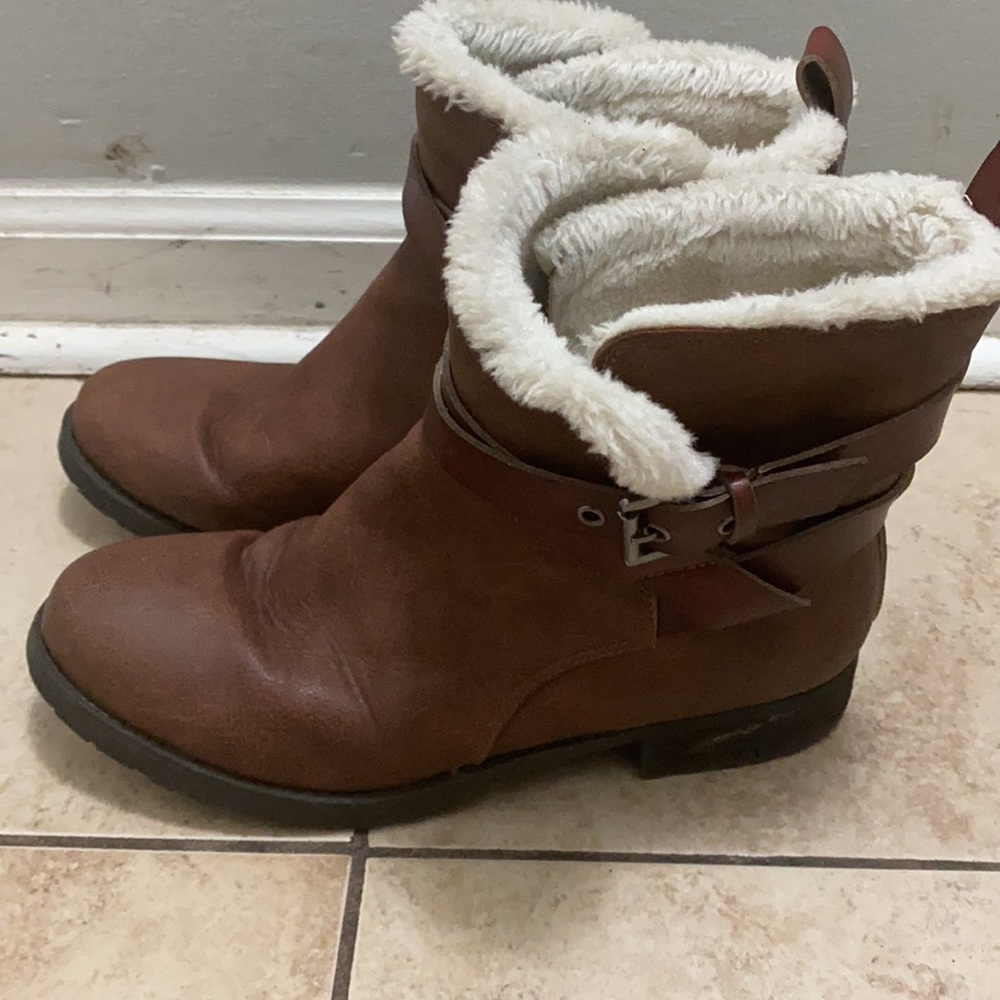 Botas - Picture 4 of 4